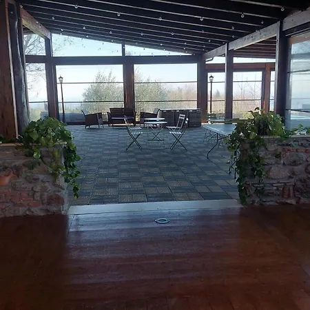 Uliveto Garden Bed and Breakfast *