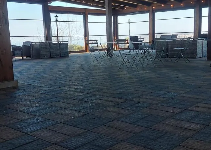 לינה וארוחת בוקר Uliveto Garden